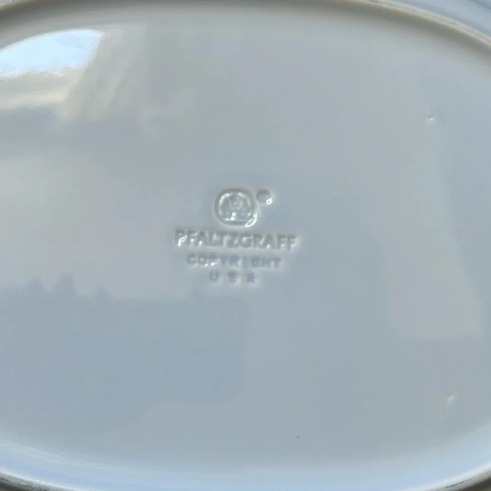 Pfaltzgraff Poetry Glossy Oval Serving Platter - Picture 2 of 3